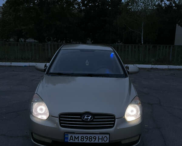 Бежевий Хендай Акцент, об'ємом двигуна 1.4 л та пробігом 295 тис. км за 4600 $, фото 2 на Automoto.ua