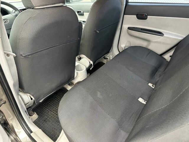 Бежевый Хендай Акцент, объемом двигателя 1.5 л и пробегом 174 тыс. км за 4990 $, фото 10 на Automoto.ua