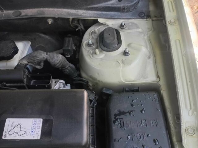 Бежевый Хендай Акцент, объемом двигателя 1.4 л и пробегом 192 тыс. км за 5200 $, фото 9 на Automoto.ua