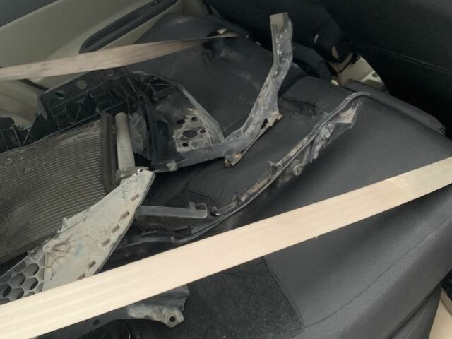 Бежевий Хендай Акцент, об'ємом двигуна 1.4 л та пробігом 240 тис. км за 2800 $, фото 7 на Automoto.ua