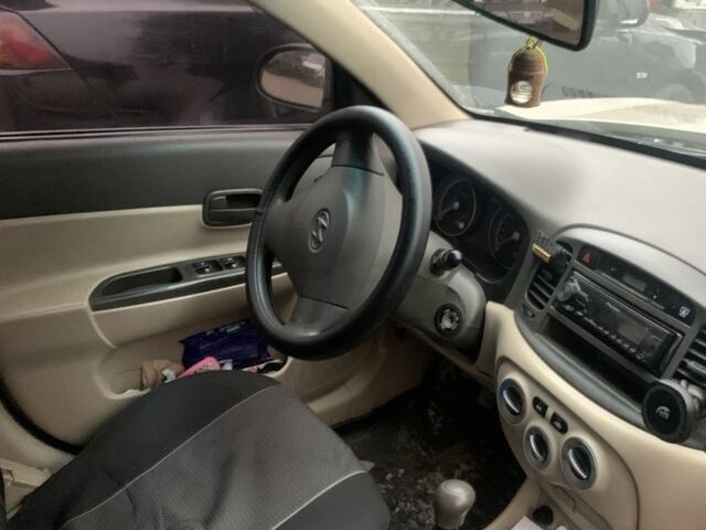 Бежевий Хендай Акцент, об'ємом двигуна 1.4 л та пробігом 240 тис. км за 2800 $, фото 10 на Automoto.ua