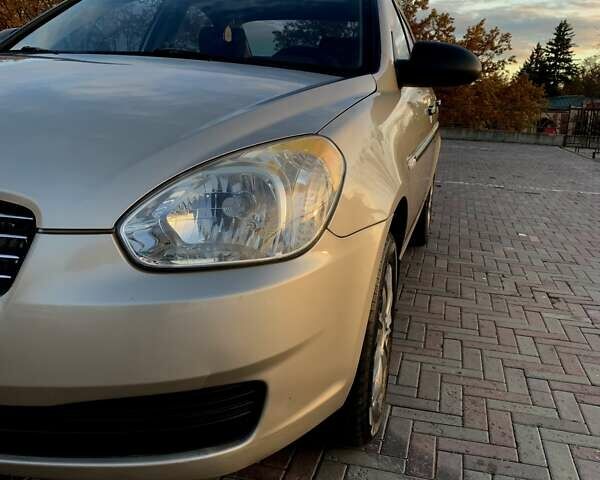 Бежевый Хендай Акцент, объемом двигателя 1.4 л и пробегом 163 тыс. км за 5300 $, фото 20 на Automoto.ua