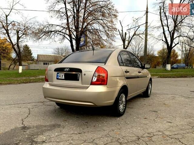 Бежевый Хендай Акцент, объемом двигателя 1.4 л и пробегом 163 тыс. км за 5300 $, фото 3 на Automoto.ua