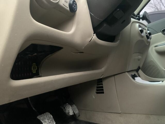 Бежевий Хендай Акцент, об'ємом двигуна 1.4 л та пробігом 240 тис. км за 2800 $, фото 12 на Automoto.ua