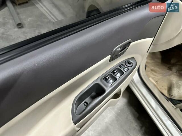 Бежевый Хендай Акцент, объемом двигателя 1.4 л и пробегом 113 тыс. км за 5900 $, фото 20 на Automoto.ua