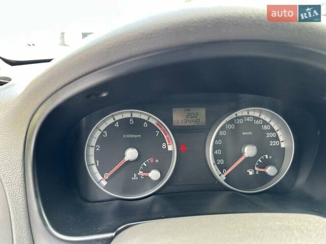 Бежевый Хендай Акцент, объемом двигателя 1.4 л и пробегом 113 тыс. км за 5900 $, фото 13 на Automoto.ua