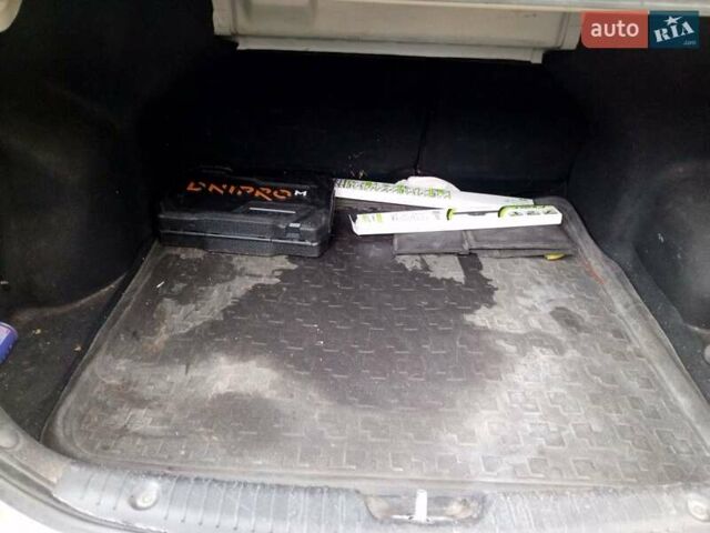 Бежевий Хендай Акцент, об'ємом двигуна 1.4 л та пробігом 160 тис. км за 6200 $, фото 12 на Automoto.ua