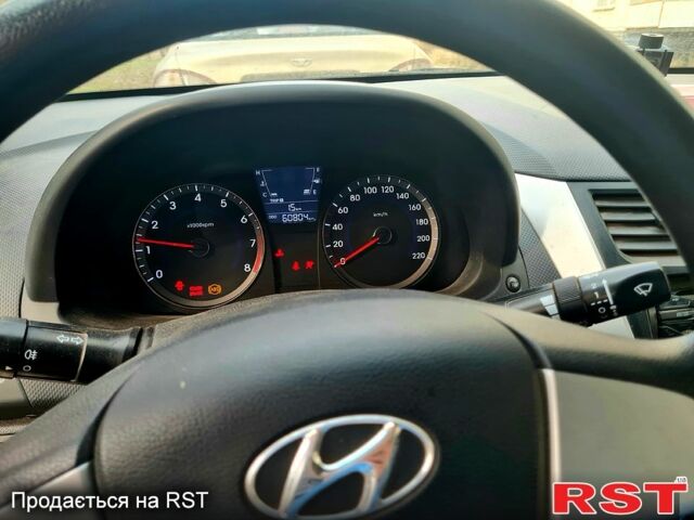 Бежевый Хендай Акцент, объемом двигателя 1.4 л и пробегом 60 тыс. км за 6000 $, фото 3 на Automoto.ua