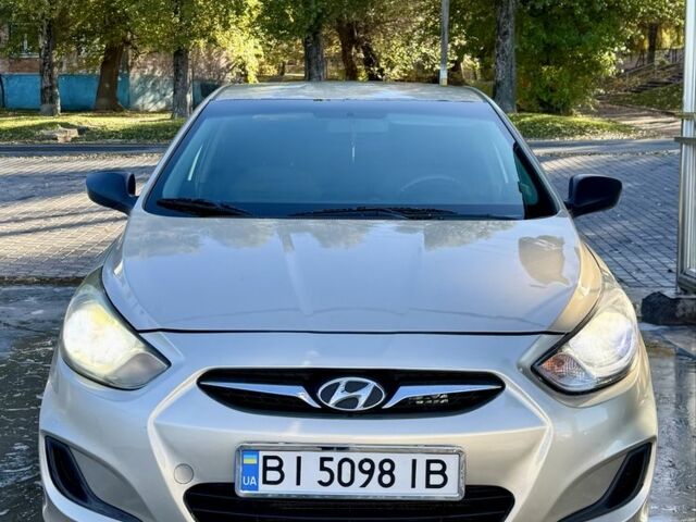 Бежевый Хендай Акцент, объемом двигателя 1.4 л и пробегом 190 тыс. км за 5750 $, фото 1 на Automoto.ua