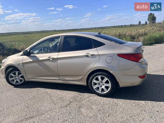 Бежевий Хендай Акцент, об'ємом двигуна 1.4 л та пробігом 102 тис. км за 8200 $, фото 3 на Automoto.ua