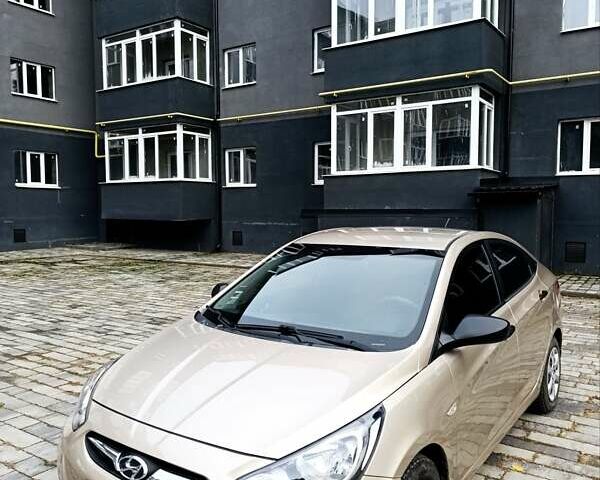 Бежевый Хендай Акцент, объемом двигателя 1.4 л и пробегом 40 тыс. км за 9100 $, фото 28 на Automoto.ua