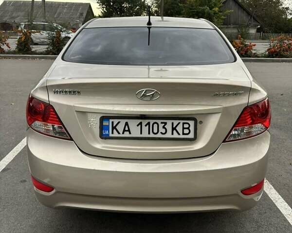 Хендай Акцент 2011 у Бородянке на Automoto.ua Бежевий Хендай Акцент, об'ємом двигуна 1.4 л та пробігом 240 тис. км за 6999 $, фото 2 на Automoto.ua