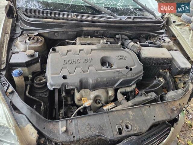 Бежевый Хендай Акцент, объемом двигателя 1.59 л и пробегом 150 тыс. км за 1100 $, фото 10 на Automoto.ua