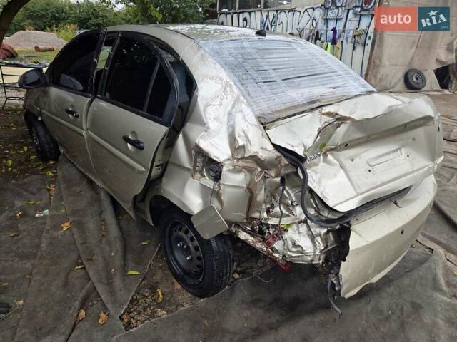 Бежевий Хендай Акцент, об'ємом двигуна 1.59 л та пробігом 150 тис. км за 1200 $, фото 5 на Automoto.ua