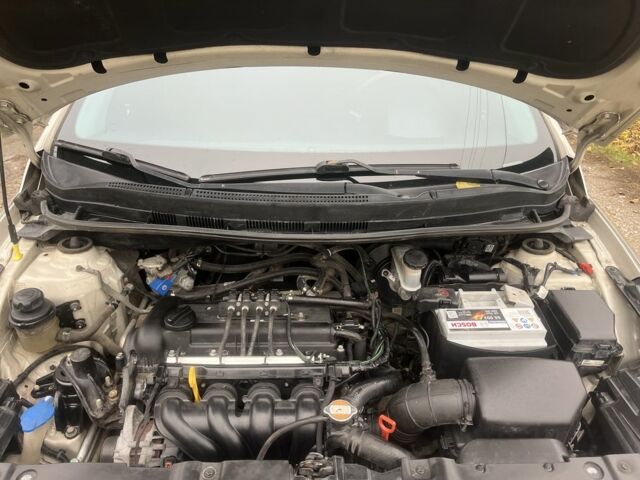 Бежевый Хендай Акцент, объемом двигателя 1.6 л и пробегом 181 тыс. км за 7400 $, фото 13 на Automoto.ua