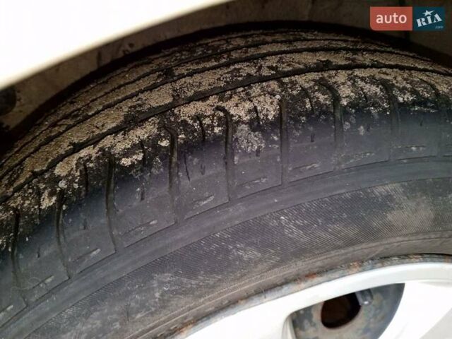 Бежевий Хендай Акцент, об'ємом двигуна 1.4 л та пробігом 160 тис. км за 6200 $, фото 27 на Automoto.ua