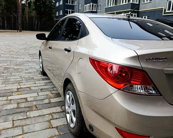 Бежевый Хендай Акцент, объемом двигателя 1.4 л и пробегом 40 тыс. км за 9100 $, фото 25 на Automoto.ua