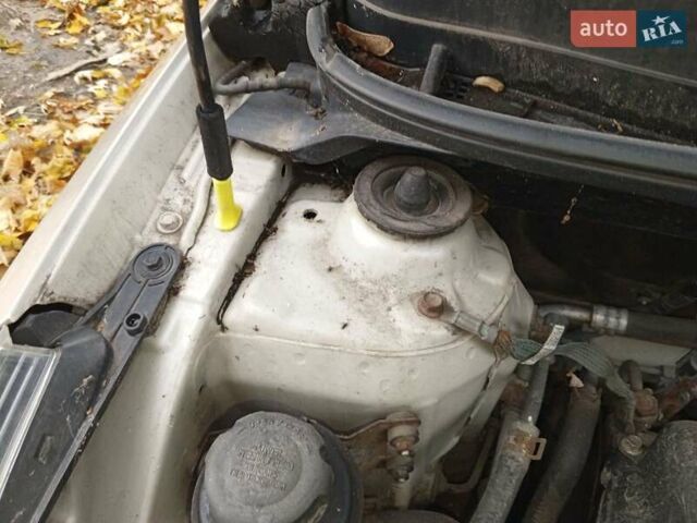 Бежевий Хендай Акцент, об'ємом двигуна 1.4 л та пробігом 160 тис. км за 6200 $, фото 7 на Automoto.ua