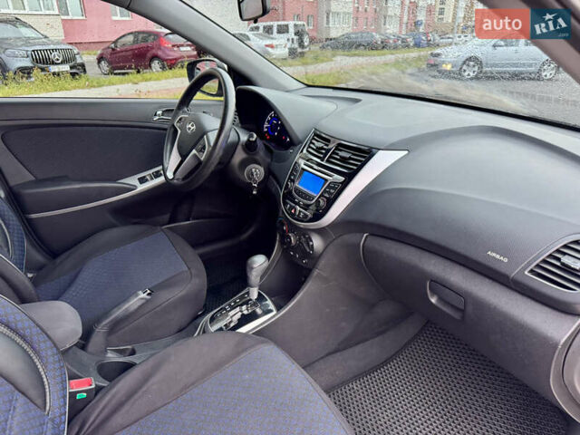 Бежевий Хендай Акцент, об'ємом двигуна 1.4 л та пробігом 67 тис. км за 8999 $, фото 57 на Automoto.ua