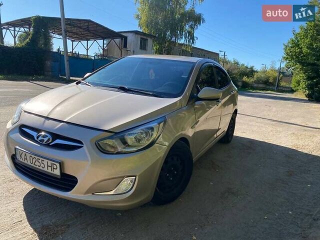 Бежевий Хендай Акцент, об'ємом двигуна 1.59 л та пробігом 404 тис. км за 5500 $, фото 3 на Automoto.ua