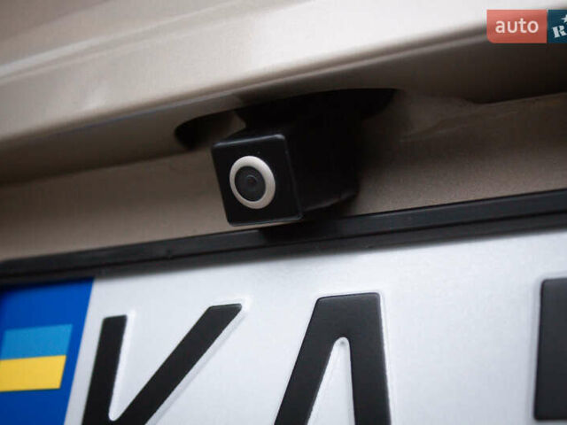 Бежевый Хендай Акцент, объемом двигателя 1.6 л и пробегом 153 тыс. км за 8200 $, фото 34 на Automoto.ua