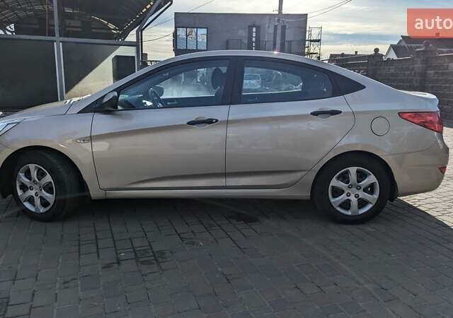 Бежевий Хендай Акцент, об'ємом двигуна 1.4 л та пробігом 90 тис. км за 7900 $, фото 2 на Automoto.ua