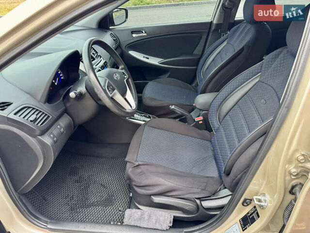 Бежевий Хендай Акцент, об'ємом двигуна 1.4 л та пробігом 67 тис. км за 8999 $, фото 39 на Automoto.ua