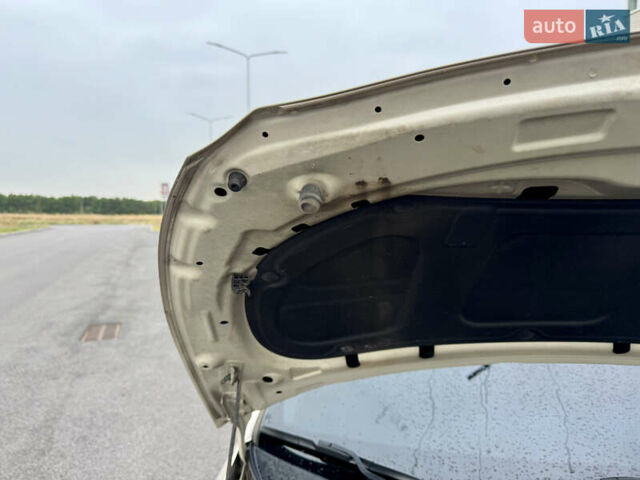 Бежевий Хендай Акцент, об'ємом двигуна 1.4 л та пробігом 67 тис. км за 8999 $, фото 76 на Automoto.ua