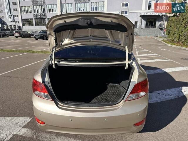 Бежевий Хендай Акцент, об'ємом двигуна 1.4 л та пробігом 160 тис. км за 7200 $, фото 24 на Automoto.ua