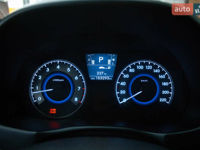 Бежевый Хендай Акцент, объемом двигателя 1.6 л и пробегом 153 тыс. км за 8200 $, фото 15 на Automoto.ua