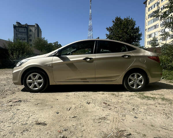 Бежевый Хендай Акцент, объемом двигателя 1.4 л и пробегом 203 тыс. км за 7000 $, фото 4 на Automoto.ua