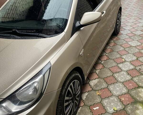 Хендай Акцент 2012 в Харькове на Automoto.ua Бежевый Хендай Акцент, объемом двигателя 1.6 л и пробегом 120 тыс. км за 7500 $, фото 6 на Automoto.ua