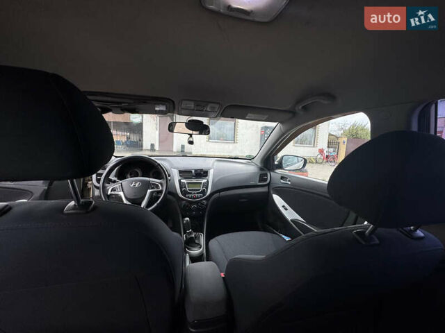 Бежевий Хендай Акцент, об'ємом двигуна 1.4 л та пробігом 235 тис. км за 6200 $, фото 20 на Automoto.ua