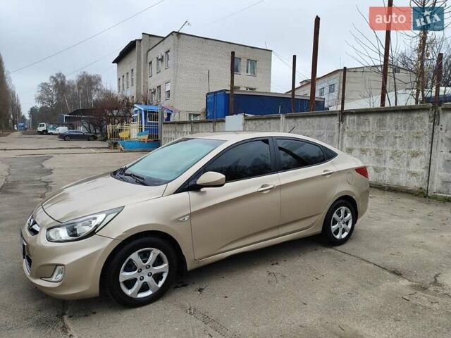 Бежевий Хендай Акцент, об'ємом двигуна 1.4 л та пробігом 160 тис. км за 7600 $, фото 3 на Automoto.ua