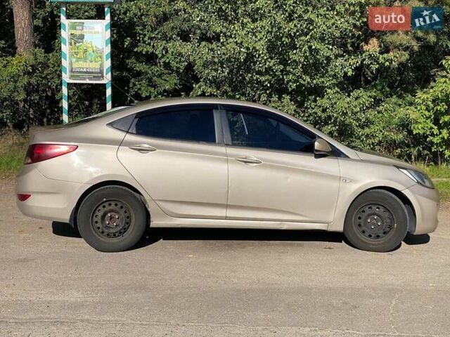 Бежевий Хендай Акцент, об'ємом двигуна 1.59 л та пробігом 404 тис. км за 5500 $, фото 2 на Automoto.ua