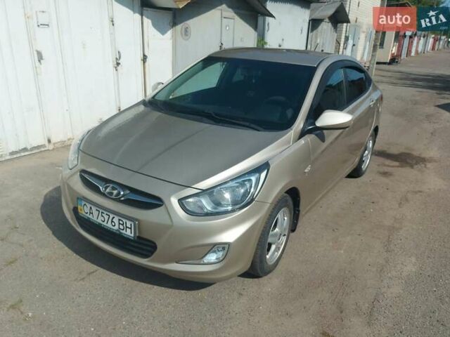 Бежевый Хендай Акцент, объемом двигателя 1.6 л и пробегом 65 тыс. км за 8200 $, фото 16 на Automoto.ua