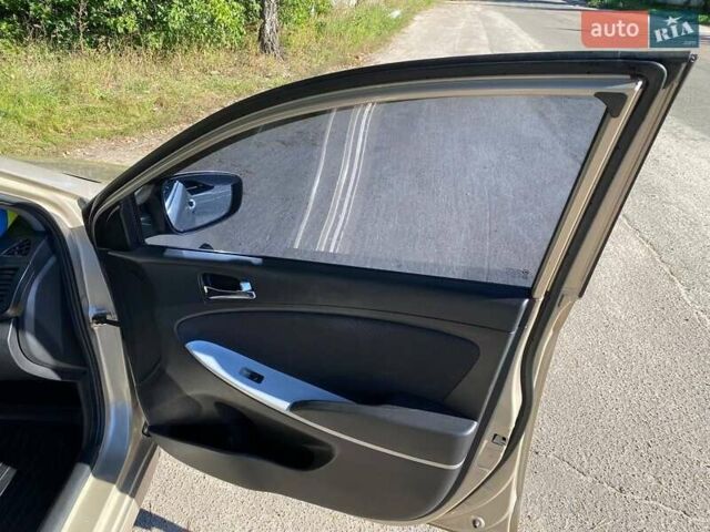 Бежевий Хендай Акцент, об'ємом двигуна 1.59 л та пробігом 404 тис. км за 5500 $, фото 12 на Automoto.ua
