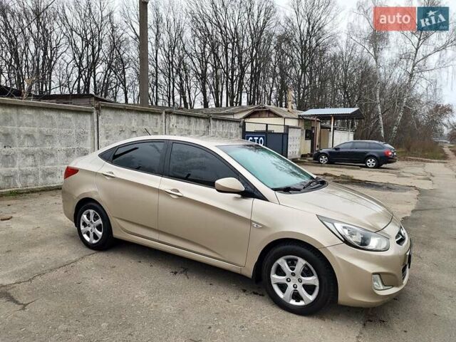 Бежевий Хендай Акцент, об'ємом двигуна 1.4 л та пробігом 160 тис. км за 7600 $, фото 10 на Automoto.ua