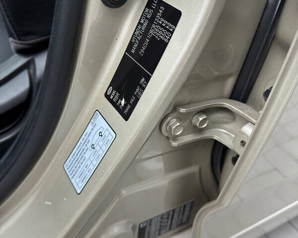 Хендай Акцент 2012 в Киеве на Automoto.ua Бежевый Хендай Акцент, объемом двигателя 1.4 л и пробегом 225 тыс. км за 7600 $, фото 18 на Automoto.ua