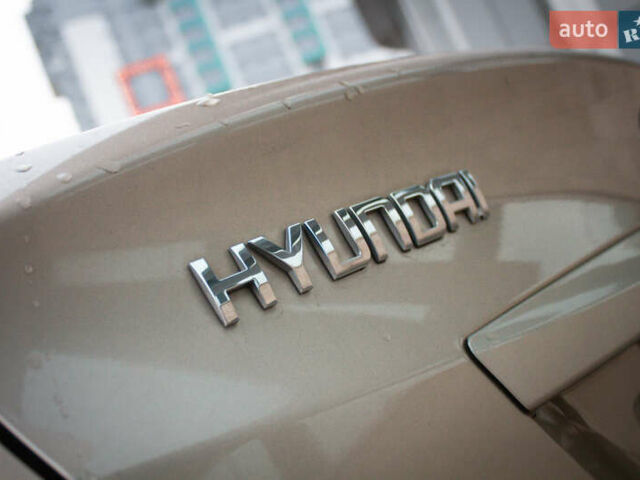 Бежевый Хендай Акцент, объемом двигателя 1.6 л и пробегом 153 тыс. км за 8200 $, фото 33 на Automoto.ua