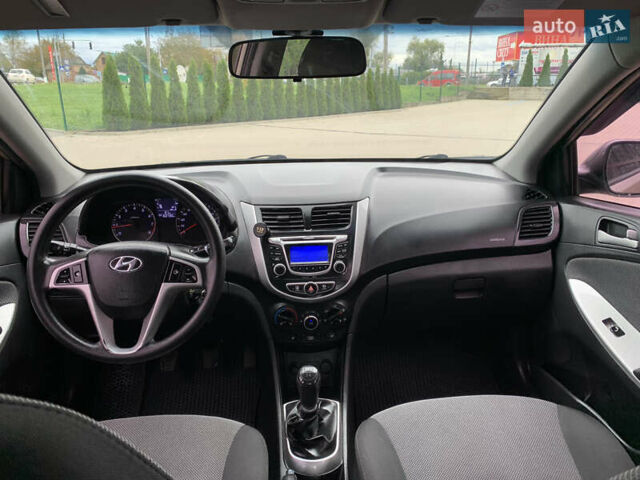 Бежевий Хендай Акцент, об'ємом двигуна 1.4 л та пробігом 160 тис. км за 6250 $, фото 12 на Automoto.ua