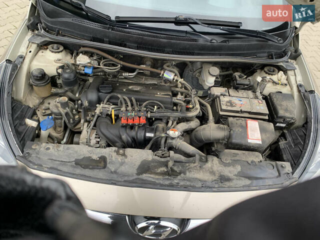 Бежевий Хендай Акцент, об'ємом двигуна 1.4 л та пробігом 160 тис. км за 6250 $, фото 14 на Automoto.ua