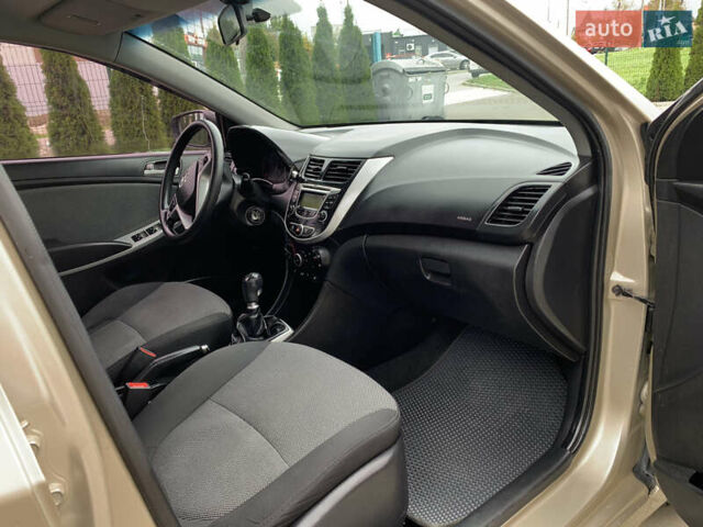 Бежевий Хендай Акцент, об'ємом двигуна 1.4 л та пробігом 160 тис. км за 6250 $, фото 17 на Automoto.ua