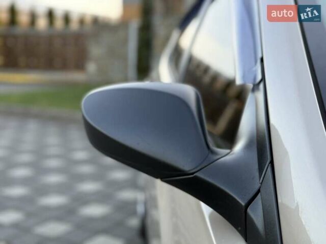 Бежевый Хендай Акцент, объемом двигателя 1.4 л и пробегом 230 тыс. км за 6500 $, фото 17 на Automoto.ua