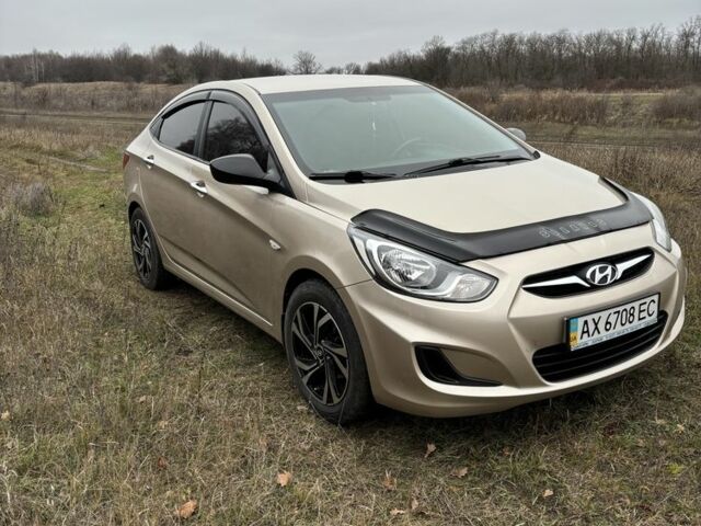 Бежевый Хендай Акцент, объемом двигателя 1.4 л и пробегом 96 тыс. км за 9500 $, фото 2 на Automoto.ua