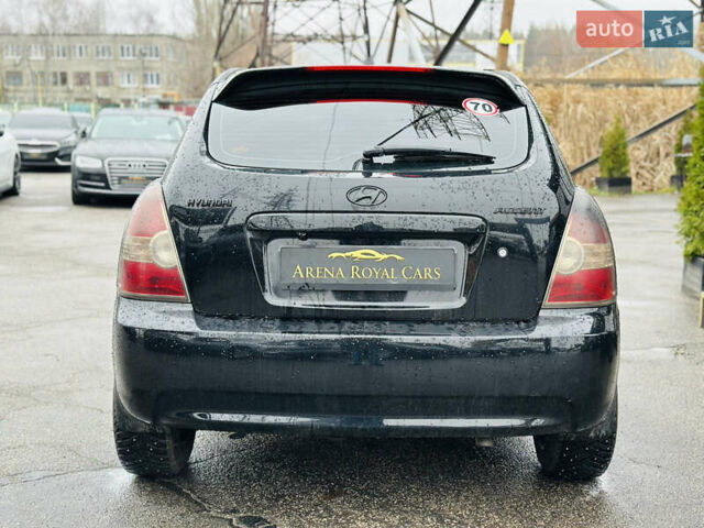 Черный Хендай Акцент, объемом двигателя 1.4 л и пробегом 123 тыс. км за 4550 $, фото 10 на Automoto.ua