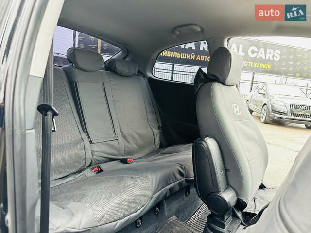 Черный Хендай Акцент, объемом двигателя 1.4 л и пробегом 123 тыс. км за 4550 $, фото 15 на Automoto.ua