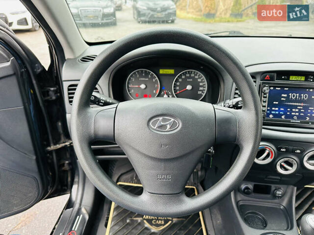 Черный Хендай Акцент, объемом двигателя 1.4 л и пробегом 123 тыс. км за 4550 $, фото 20 на Automoto.ua