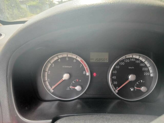 Черный Хендай Акцент, объемом двигателя 1.6 л и пробегом 148 тыс. км за 3300 $, фото 12 на Automoto.ua