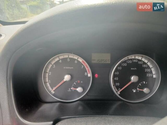 Чорний Хендай Акцент, об'ємом двигуна 1.6 л та пробігом 147 тис. км за 3500 $, фото 12 на Automoto.ua